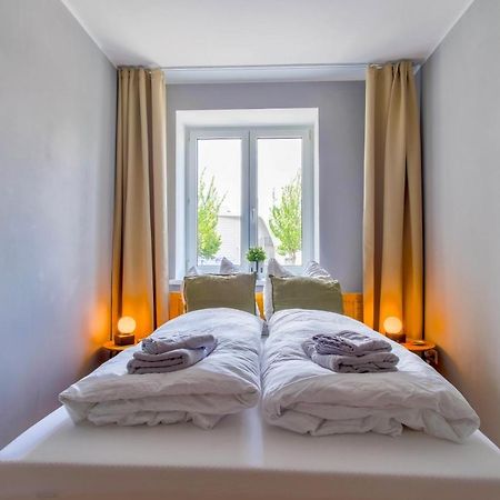 4-Room Luxury Apartment - Close To Central Station, Free Parking, Kitchen Лайпциг Екстериор снимка