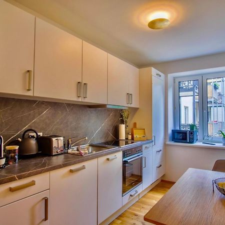4-Room Luxury Apartment - Close To Central Station, Free Parking, Kitchen Лайпциг Екстериор снимка